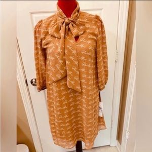 CALVIN KLEIN GRAPHIC LOGO DRESS